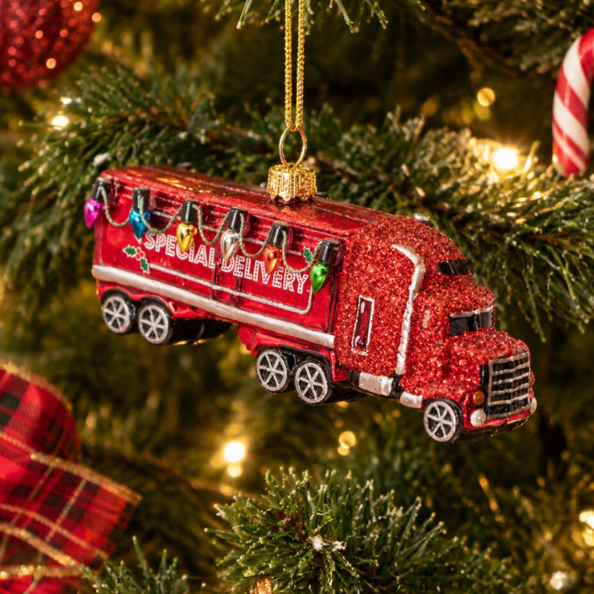 Classic Red Truck Christmas Bauble