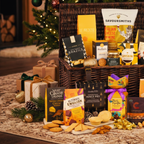 Luxury Christmas Wine Hamper Italian Wines Mince Pies Chocolate & Festive Treats