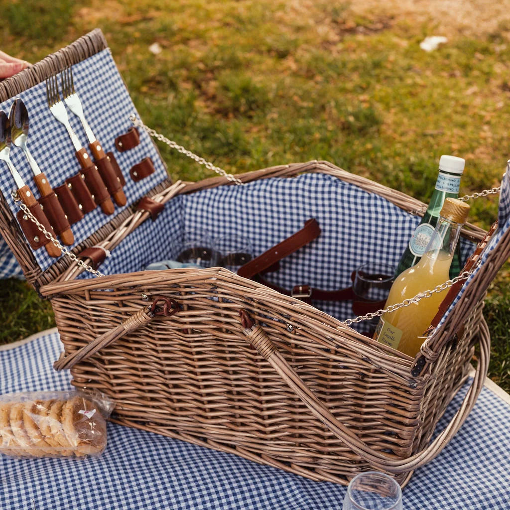 Deluxe Wicker Blue Gingham Lining Four Person Picnic Basket