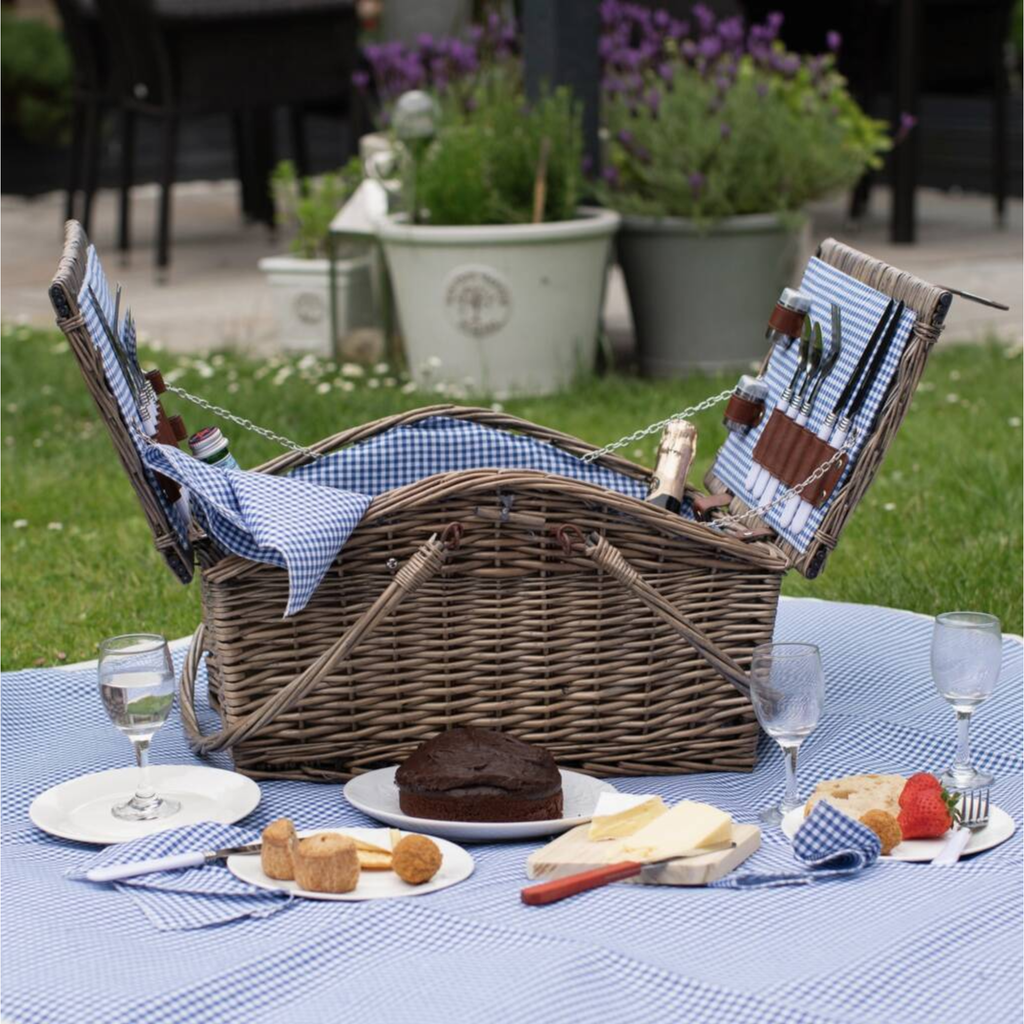Deluxe Wicker Blue Gingham Lining Four Person Picnic Basket