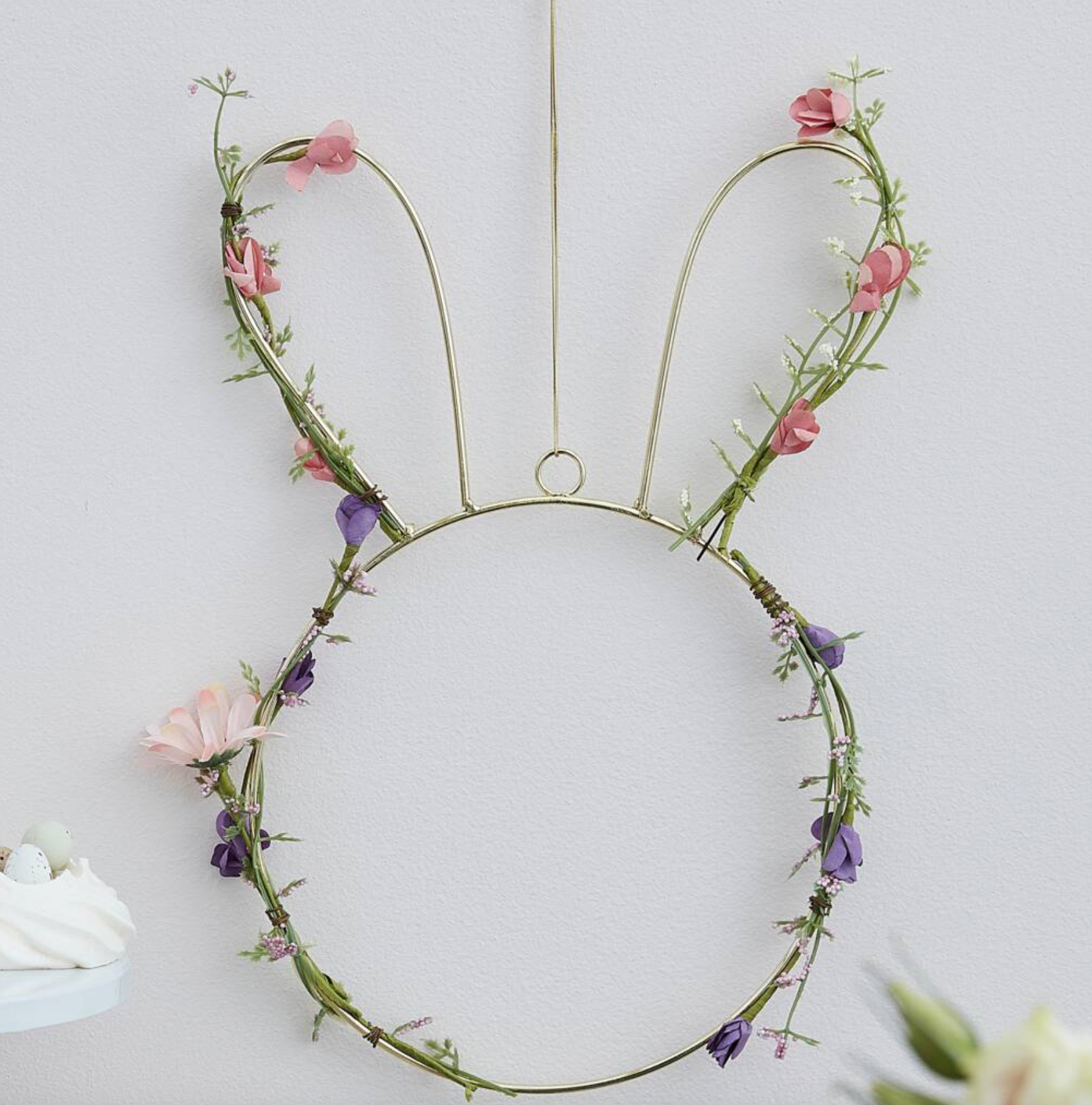 Gold Wire Easter Bunny Wreath With Foliage