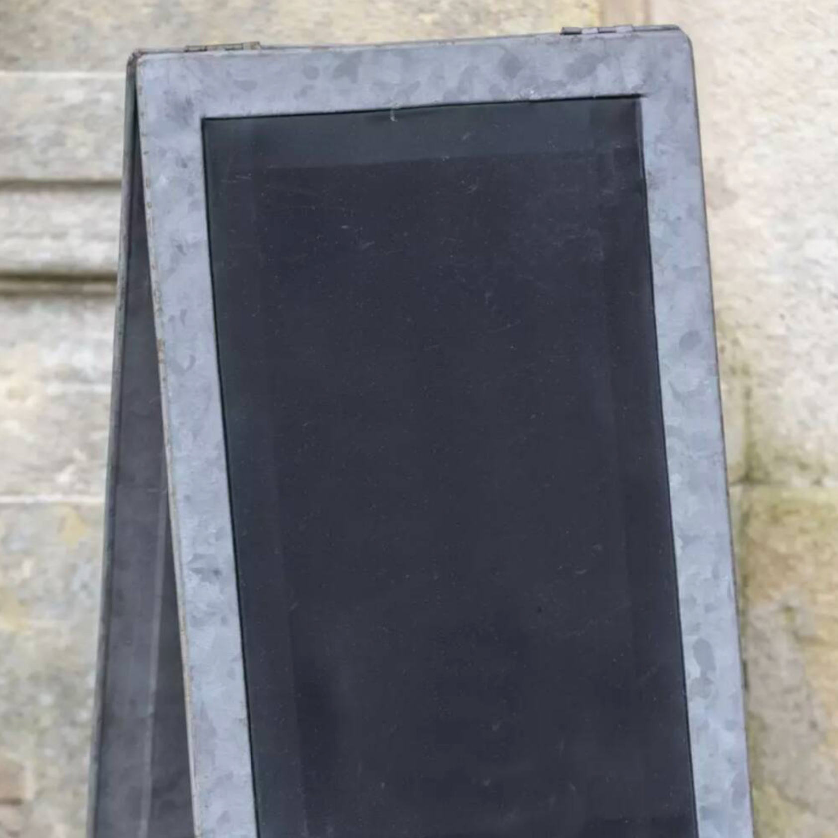 Zinc Effect Blackboard