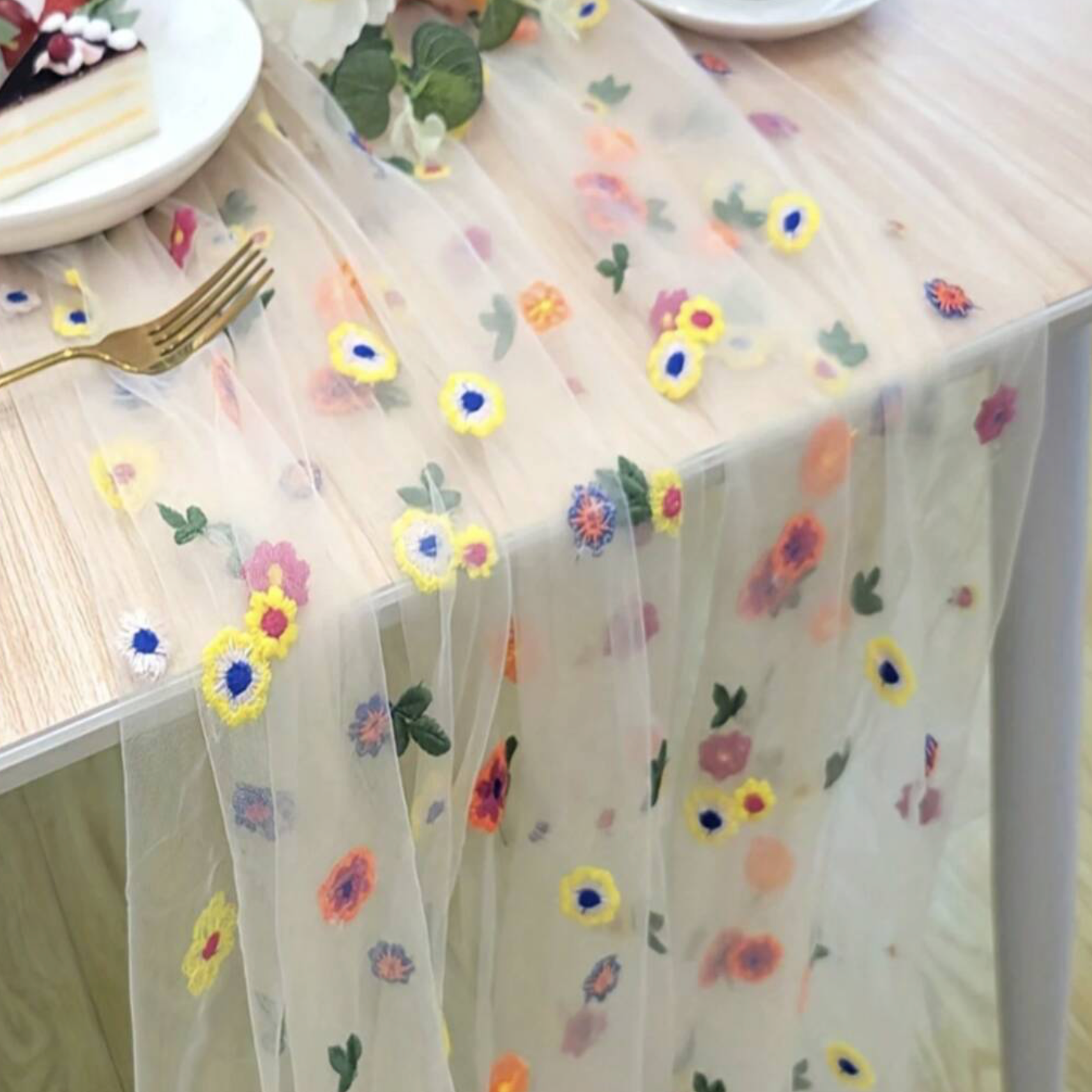 Embroidered Lace Floral Table Runner