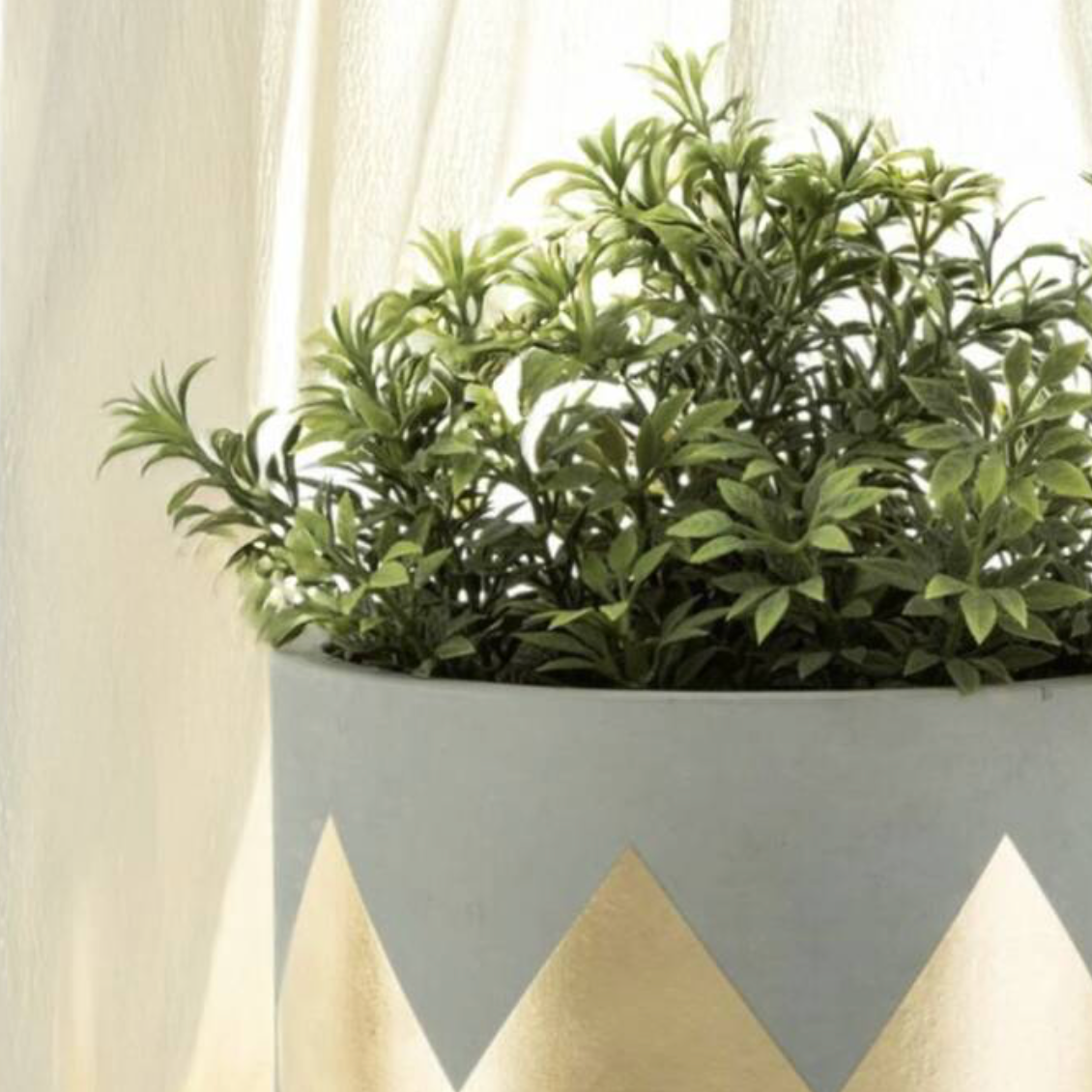 Luxury Gold Geometric Cement Planter