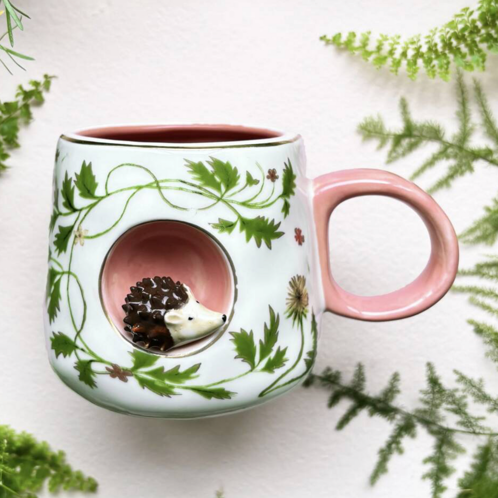 Giftboxed 3D Hedgehog Cup With Gold Rim